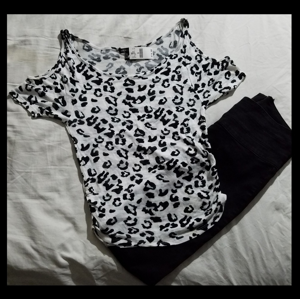 Cold shoulder top